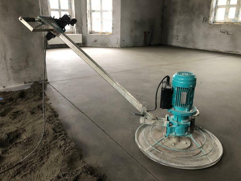 <span style="font-weight: bold;">Полусухая стяжка в частном доме</span>